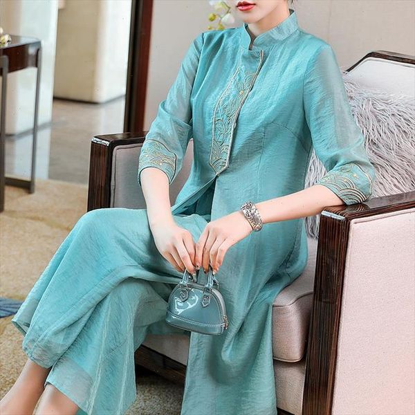 

retro chinese style new cheongsam suit embroidery qipao shirt and wide leg pants elegant oriental lady set suit, Gray