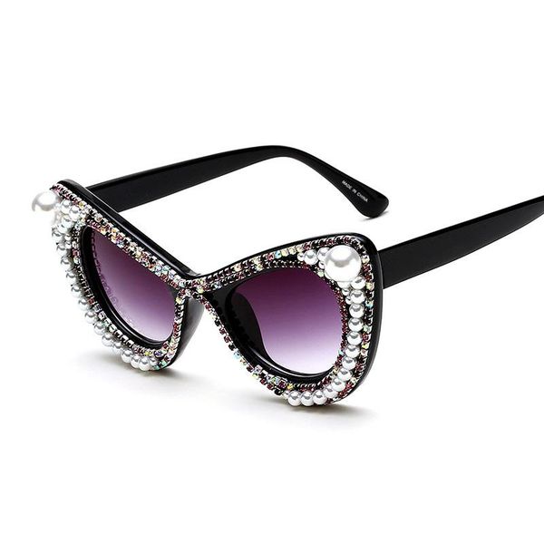 

2020 fashion sunglasses women cat eye sunglasses luxury diamond cute sun glasses for ladies vintage shades gafas de sol feminino, White;black