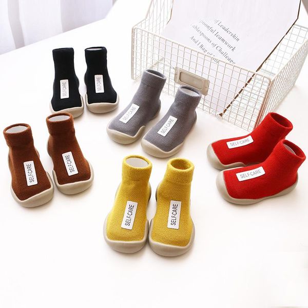 

2020 winter autumn cute footwear for children letter baby shoes newborn solid color baby boy accessories indoor toddler shoes