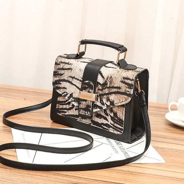 

mini leather crossbody bags for women 2019 multiple colour messenger lady travel purses and handbags cross body bag, Red;black