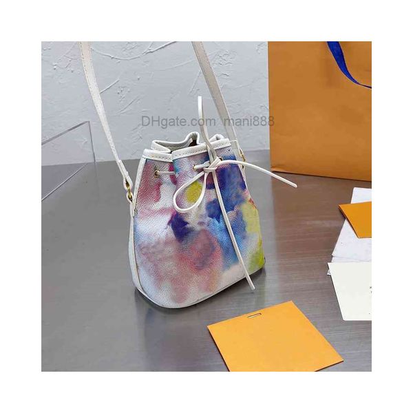 

fashion mini bucket bag women luxurys designers crossbody bags 2021 nano tote shoulder handbags vintagebrand 21051103xs