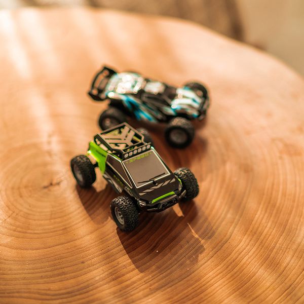 

2.4g rc car 4 channel miniature high speed racing remote control buggies drifting stunt cars gift of the child