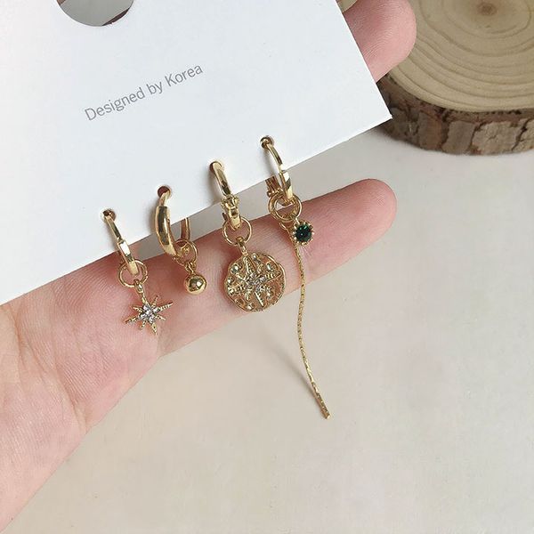 

npkds корейская мода простые и compact 4pcs нерегулярные асимметричные серьги ушные зажимы без пронков для ушей могут быть использованы укра, Golden