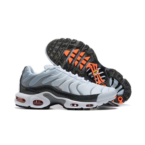 tn plus running shoes