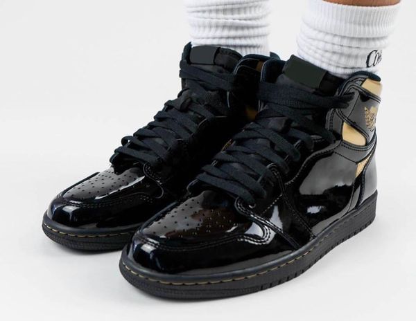 

est air authentic 1 high og black metallic gold sneakers retro black gold patent leather 1s men sports shoes with 555088-032 box