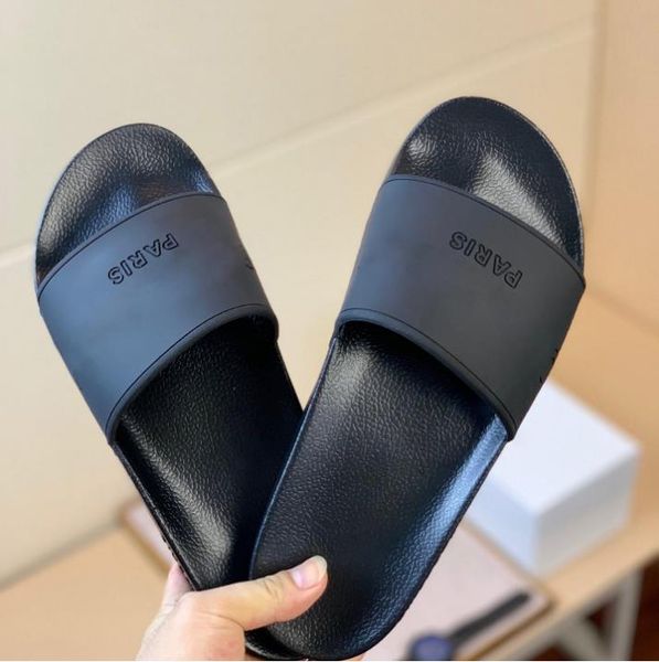 

2021 slippes slides summer beach indoor flat sandals slippers house flip flops with spike sandal with boxize:35-45 with box, Black