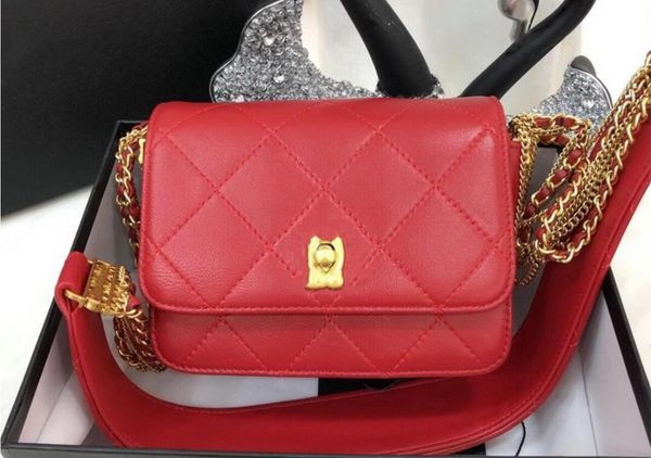 

new fashion luxury style sheepskin ladies dinner makeup finishing bag chain crossbody portable small bag portable mini backpack sing