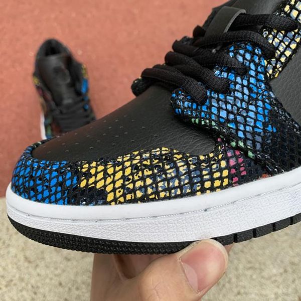 

jumpmaan 1 low multicolor snakeskin (w) (2020)black metallic gold golf shoes tennis shoes mens designer trainers schoenen
