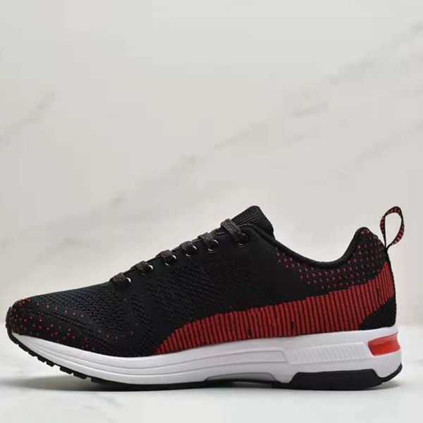 

2021 fashion questar boost breathable men women running shoe black red navy blue fly wire jogging designer trainers sneakers