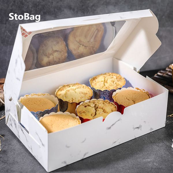 STOBAG 10PCS Cupcake Box com caixa de bolo de pão de janela e embalagem Patisserie casamento festa de aniversário biscoitos DIY 201029