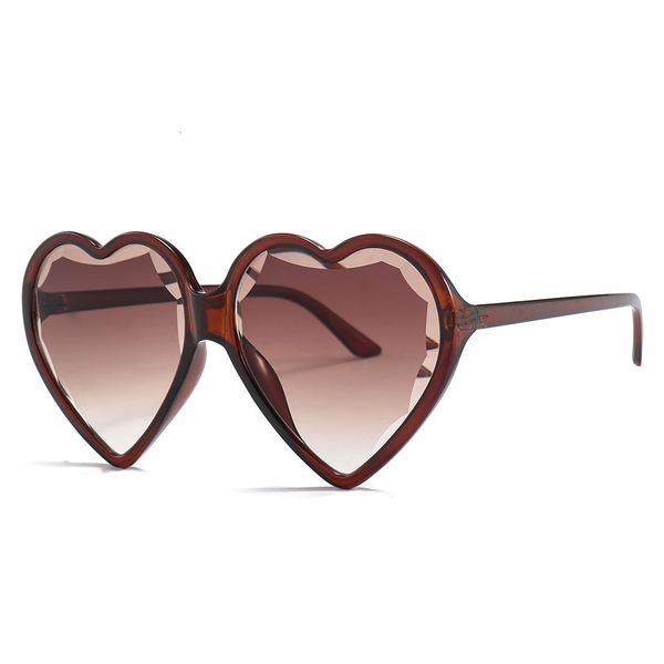 

2021 new heart shape one piece sunglasses women men sun glasses for outdoor vintage eyewear female goggles gafas oculos shades 57033df, White;black