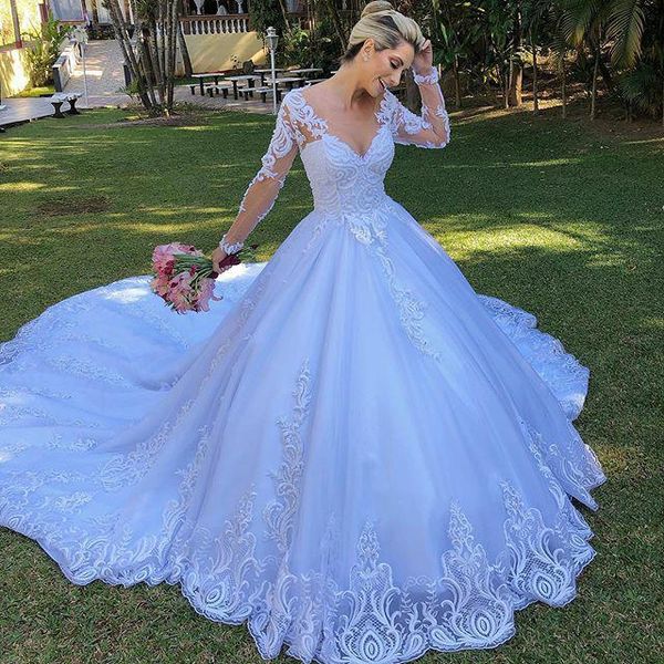 

2021 new dress of luxury lace plus size ball wedding gowns v neck applique sleeves court frizzy train 5dnu, White