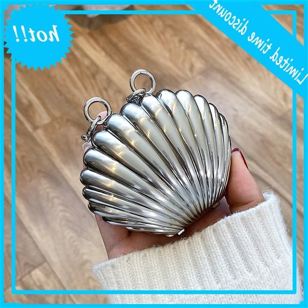 

2020 new metal shell korean trend messenger women's mini personalized creative shoulder bag