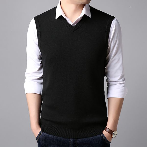 

spring autumn middle aged and men's v-neck old man's wool shoulder father's jacquard sweater woolen vest, Black;white