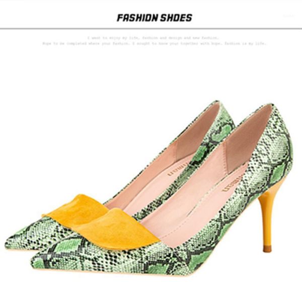 

dress shoes 2021 spring women green thin 7cm high heels pumps female elegant serpentine big size snake print pumps1, Black