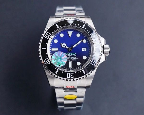 

n factory v9 version126660devil king is equipped with 2836 movement 904l fine steel to make the watch case, ceramic bezel disk adopts plat, Slivery;brown