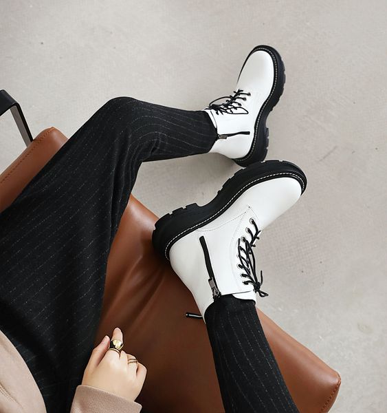 

2021 women patent shoes platform side heels simple fashion zippers and versatile thick boots zsyf, Black