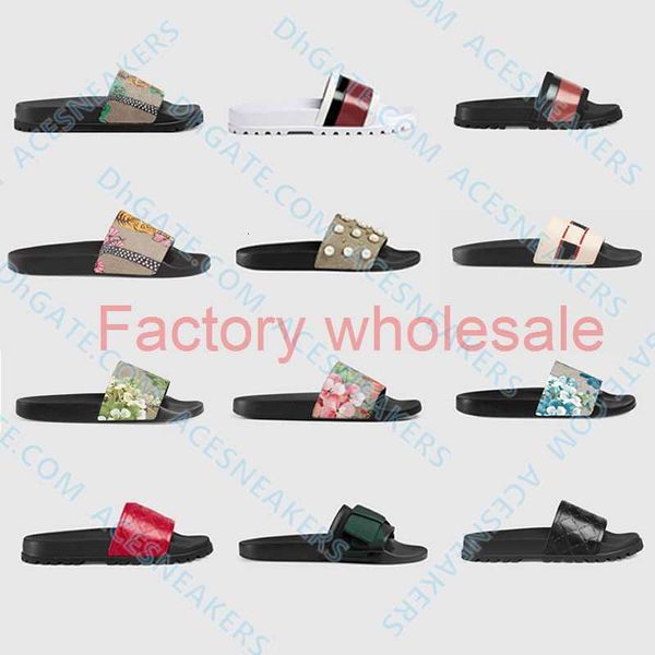 

new designer rubber slide sandal floral brocade men slipper flower gear bottoms flip flops women striped beach causal slipper with box, Black