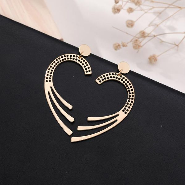 

charm 2021 women earrings large for heart golden color metal zinc alloy pendant trend fashion jewelry