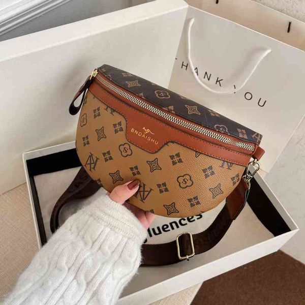 

2022 factory outlet ins women's new fashion net red chest bag simple niche wide shoulder strap single shoulder messenger bag 02b0