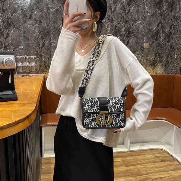 

2022 latest models handbag wholesale direct autumn and winter korean one shoulder women's trend