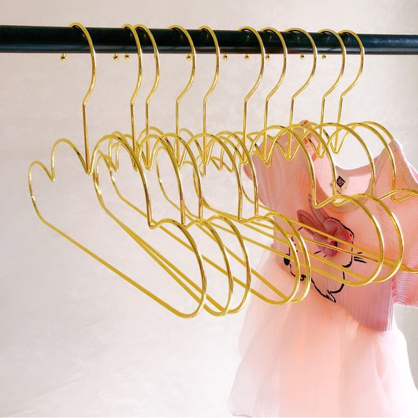 5pcs Nordic Gold Iron Mini Appendiabiti a forma di nuvola Gancio a muro Organizzatore di stoccaggio Strumento di decorazione per i vestiti del capretto del bambino Asciugamano 201111