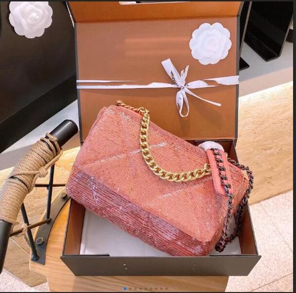 

women luxurys designers bags 2020 classic plaid messenger bag cc bag woolen shoulder bag 19 series pink