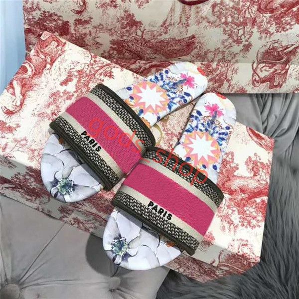 

paris luxury designer scuffs womens slipper summer sandals beach luxurys design slippers girls flip flops loafers vintage embroidered floral, Black;grey