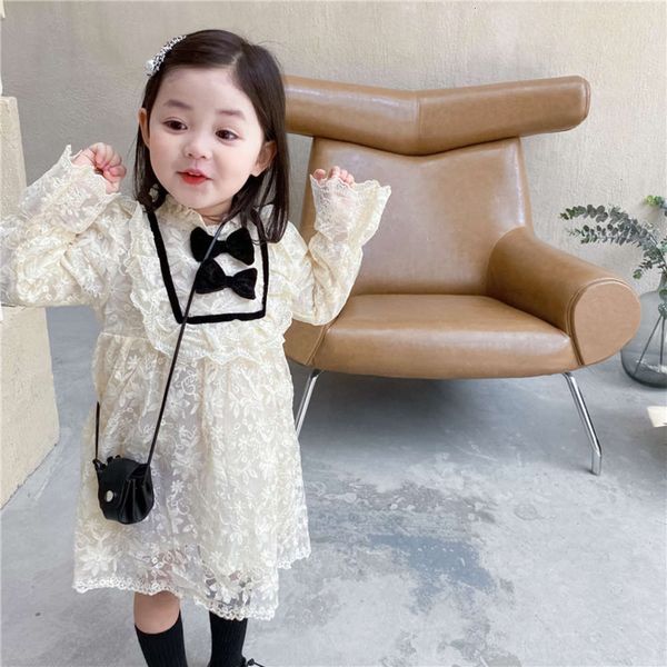 

2021 spring and autumn children's korean drs baby girl lace standing collar veet bow long sve princs skirt lokoqv7t, Red;yellow