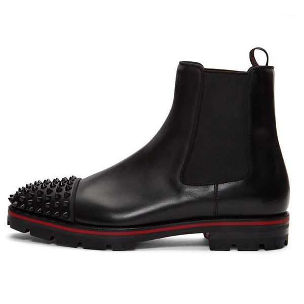 

2021 black leather ankle boots men round toe rivet thick bottom shoes men winter boots rivets slip on shoes1