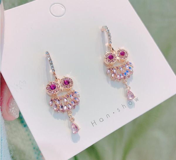 

2020 the new a lovely owl shaped earring in a coloured rhinestone in the shape of a new girl's heart 303, Golden;silver