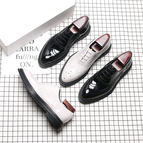 

party lazer men club wear black white patent leather sculpted bullock pointed shoe brogue oxfords men's shoes srcf