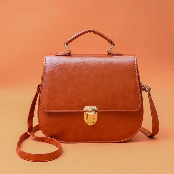 

vintage oil wax leather crossbody bags for women 2020 travel handbag fashion simple shoulder messenger ladies cross body bag, Red;black