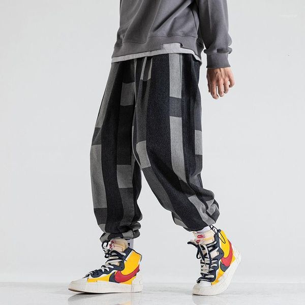 

2020 men's loose harem pants trend black/blue color casual pants baggy homme classic cargo pocket jeans biker denim trousers1