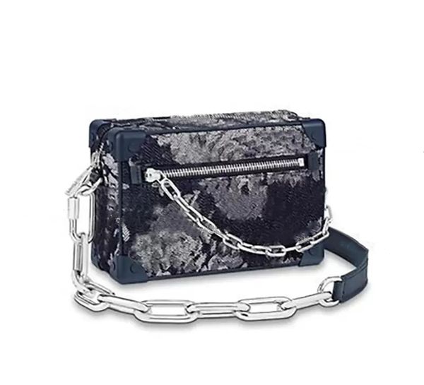 

printing designer handbag messenger bag with contrast resin chain belt the shape is exquisite this charming handbags angu 4480
