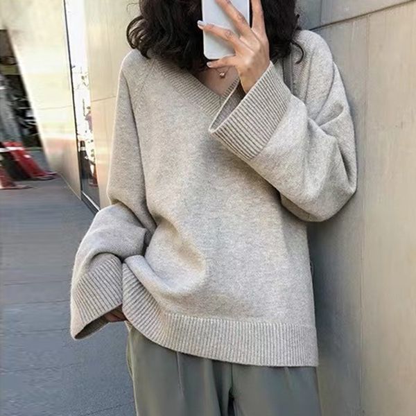 

2021 new japan style autumn winter korean fashion loose lazy simple thin v-neck long sleeve knitted sweater kqm7, White;black