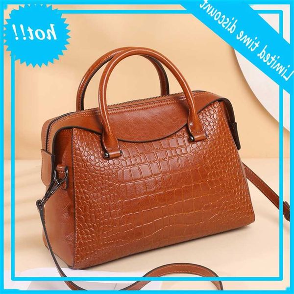 

women's 2021 new crocodile pattern single shoulder bag fashion style leather portable guangzhou