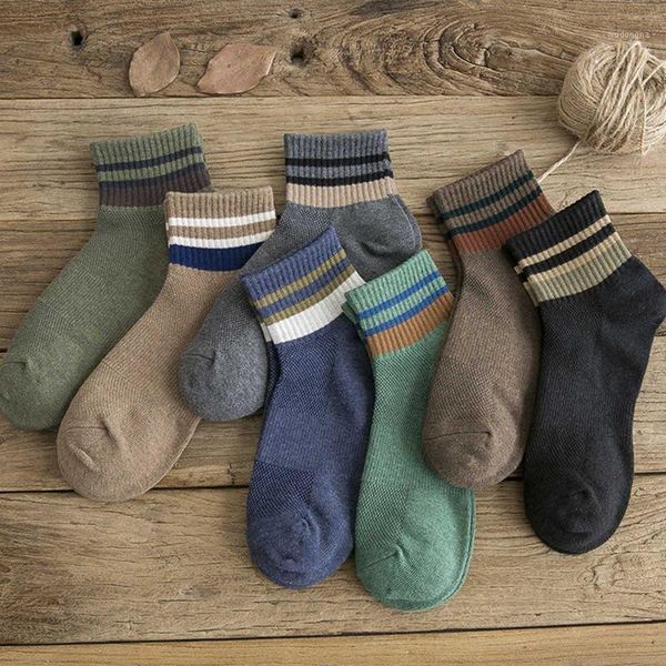 

1 pair men breathable short ankle socks autumn winter harajuku striped cotton ankle socks dropship wholesale new arrival1, Black