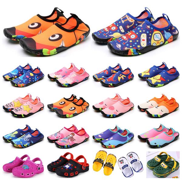 

wholesale children sports shoes wading breathable sandals beach wear non-slip wear-resistant cartoon hole shoes boys girls summer trainers