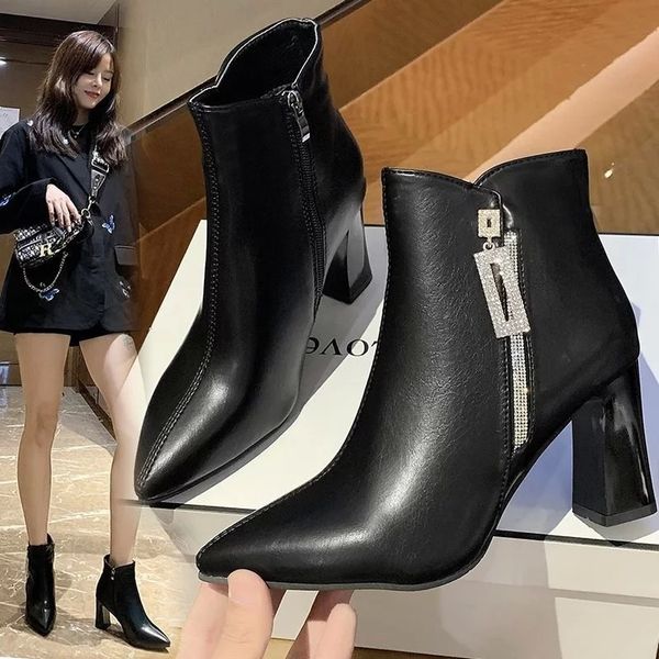 

2020 fashion high heels boots women winter shoes ladies ankle boots warm plush square heel 8cm black a3056 #cg3b