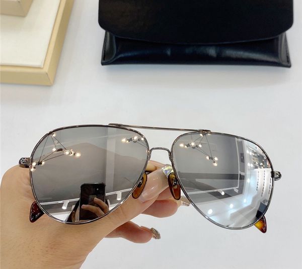 

new fashion trend designer sunglasses 7031 classic men pilot frame outdoor glasses mirror lens uv400 protection come with case, White;black