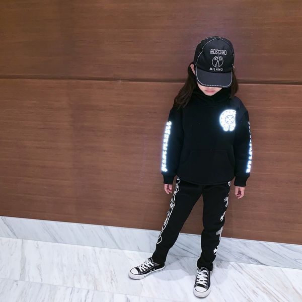 

plush reflective hooded sweater for boys and girls, Black