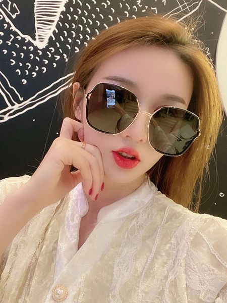 

new polarizing sunglasses round face 2020 women's sunglasses women's fashion anti ultraviolet gm glasses korean big face, White;black