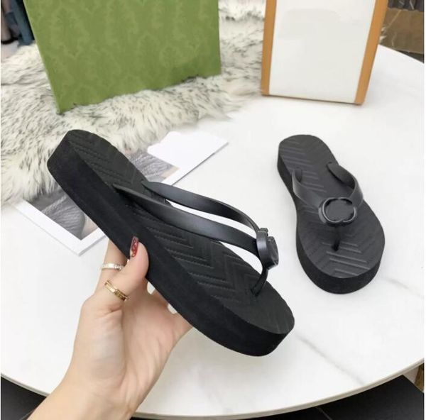 

2022 new ladies beach slides fashion v-shaped flip flop sandals size 35-42, Black