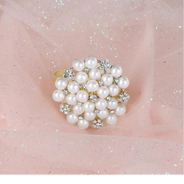 

luxurious carved pearl glitter napkin rings wedding party l restaurant banquet dining bow buckles serviett qylfoo
