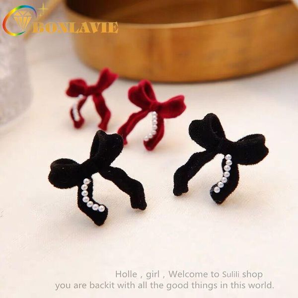 

bonlavie retro flocking pearl bow earrings women's autumn and winter new tide cool wind simple small earrings, Golden;silver