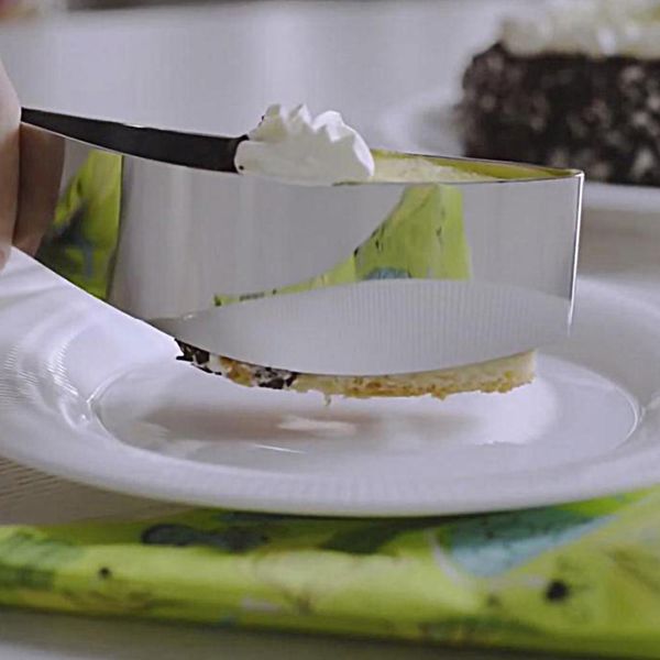 

1 шт. торт slicer rutter curved integrated cake резка формов зажим пищевая кухня утварь гаджет гаджет из нержавеющей сталь свадебный подарок