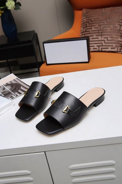 

slippers luxury designers design everyday casual shoes with beach shoelace metal decor v13, Black