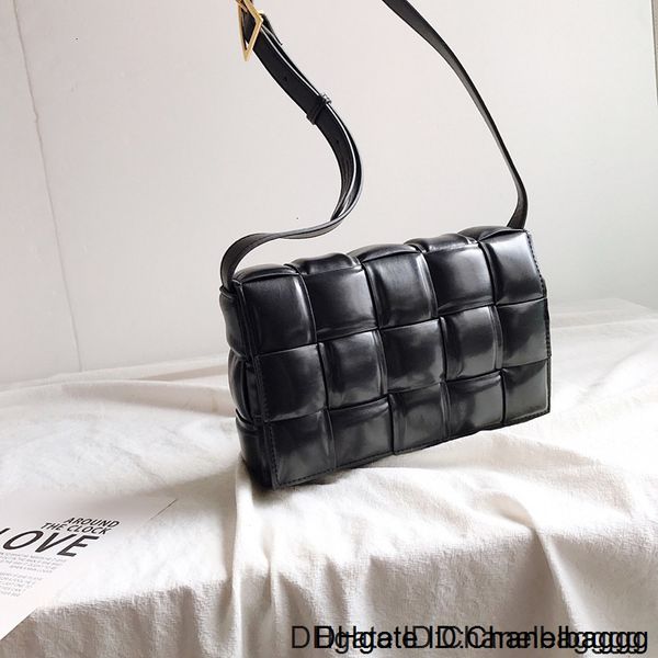 

high designer shoulder women chain bags crossbody bag 2020 fashion brand purses with stars real leather