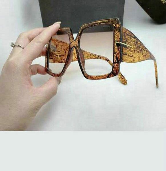 

europe and the united states trend big box ladies sunglasses new big hinge t sunglasses men's fashion joker glasses ing, White;black